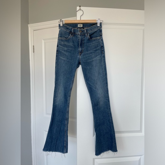 Citizen of Humanity Kaya flare jean - Picture 2 of 5